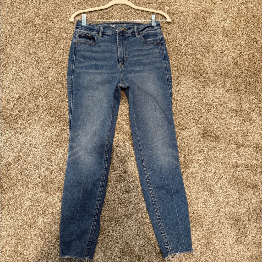 Old Navy Women's Skinny Jeans in Blue